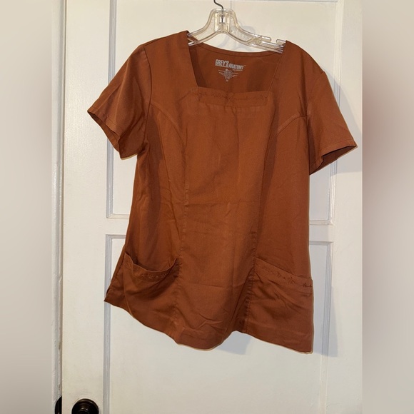 Greys Anatomy Scrub Top SZ medium - Picture 1 of 4